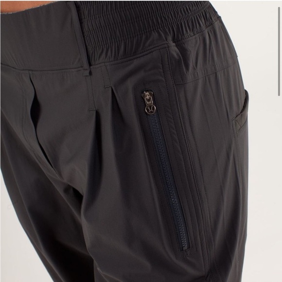 Lululemon Run With Rover Pant Black size 4 - Picture 4 of 10